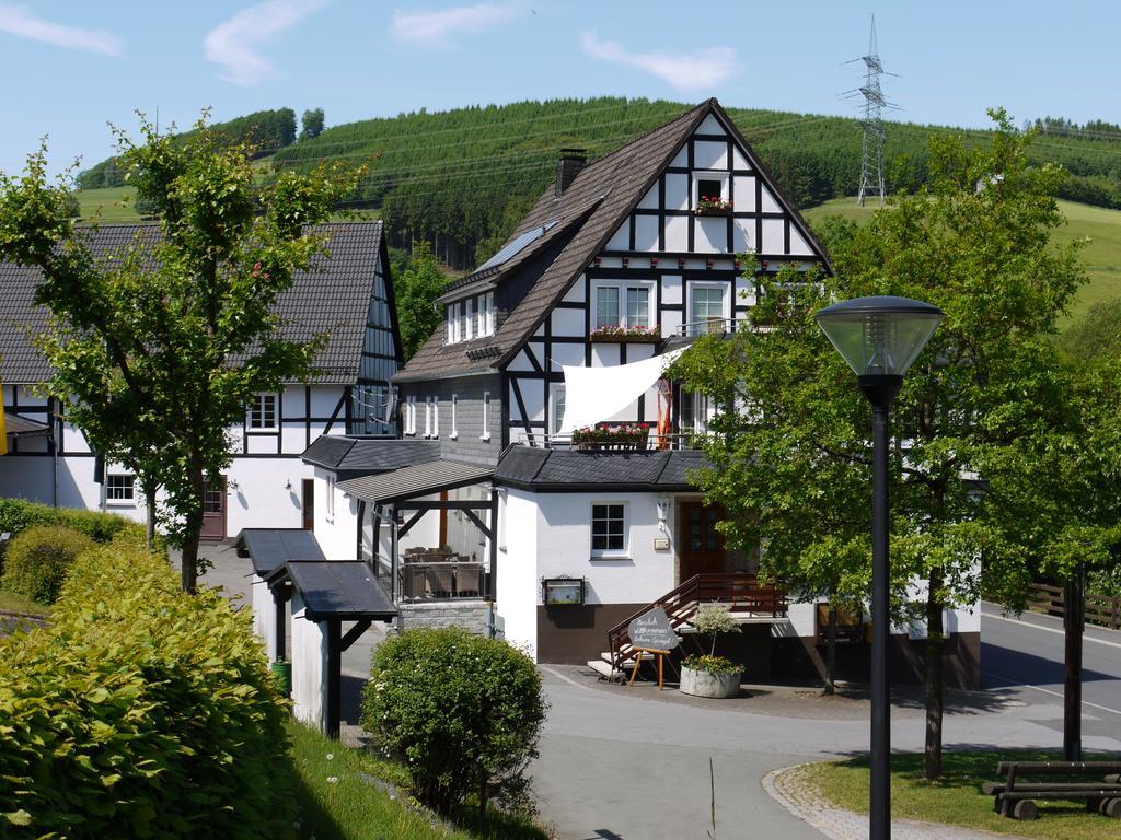 Gasthof Zur Post Schmallenberg Eksteriør billede